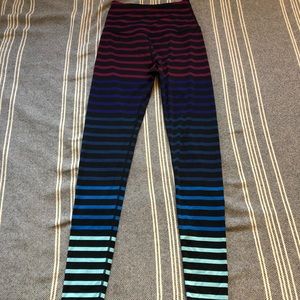 beyond yoga high waisted stripe yoga pants sz m